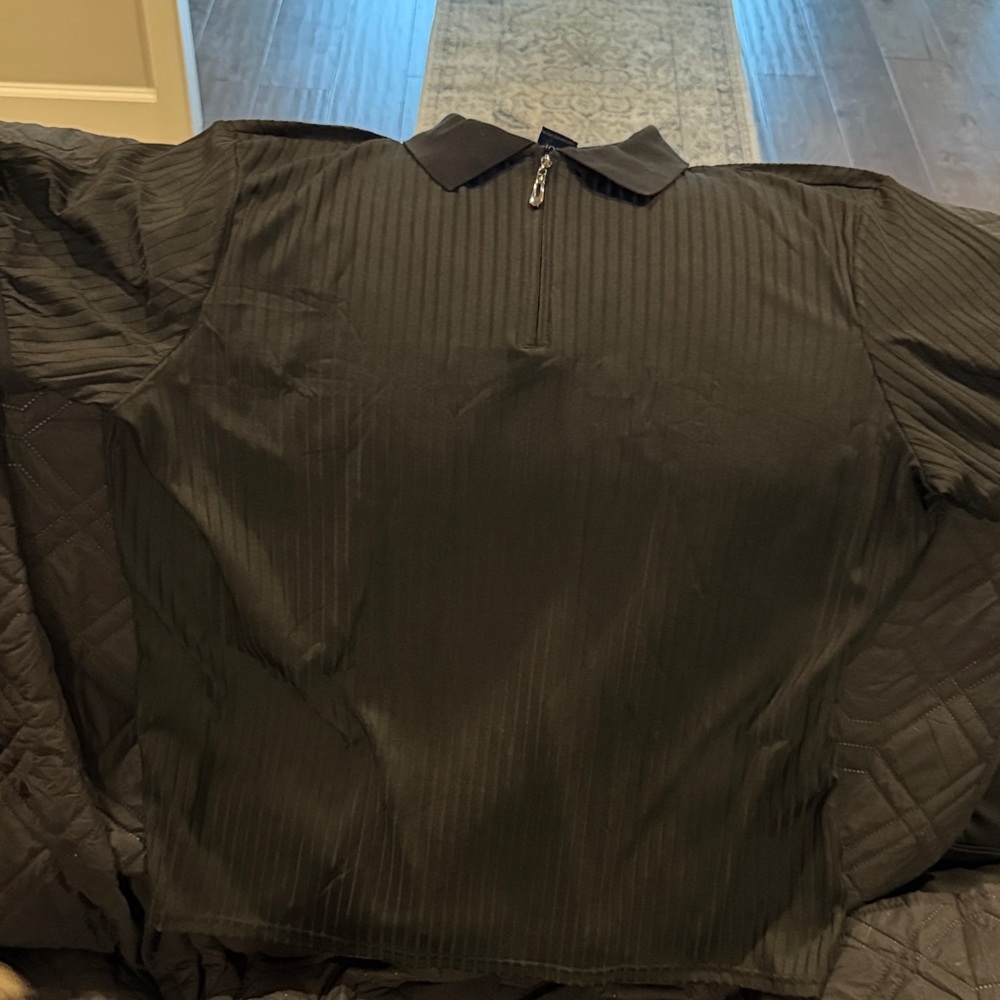 Men’s polo xxl never worn silky feel